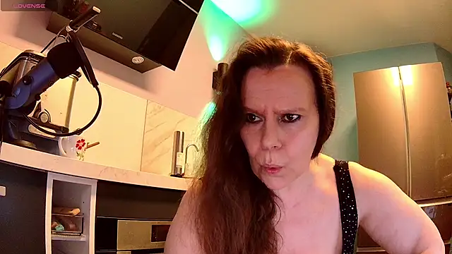 Endrocleia online show from February 2025 09:48:01 PM