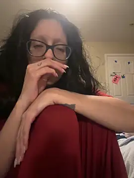 myloveforyouu online show from November 2025 08:00:02 AM