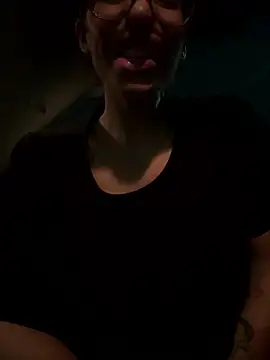 myloveforyouu online show from January 2026 02:46:02 AM