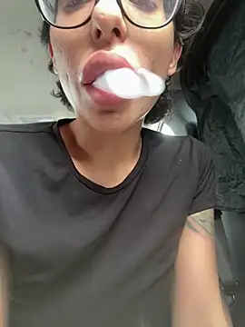 myloveforyouu online show from February 2026 09:00:01 PM