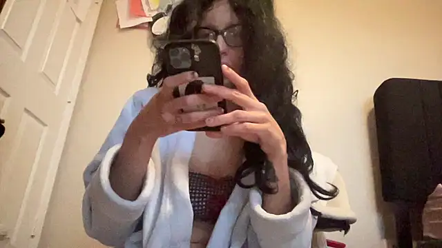 myloveforyouu online show from March 2026 01:37:01 PM