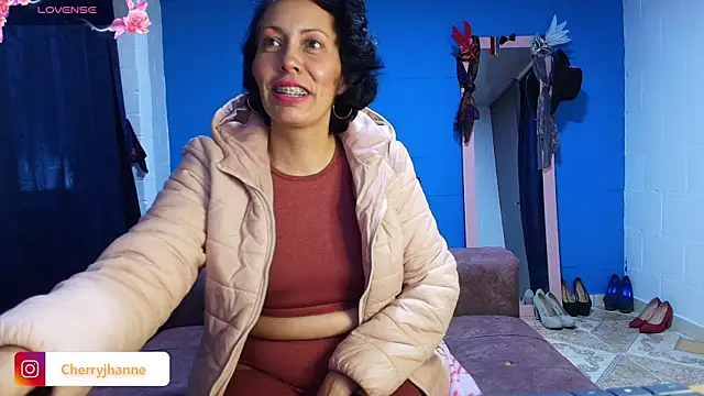 Snapshot of Jhanne_cherry chatting on March 2025 01:39:01 AM Jhanne cherry online show from March 2025 01:39:01 AM