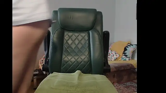 tuttiluss44 online show from February 2026 10:27:01 AM