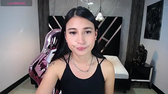 lizzyluk ch online show from February 2025 04:44:01 PM