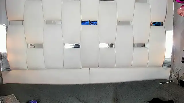 Michellespencer online show from March 2025 10:05:02 PM