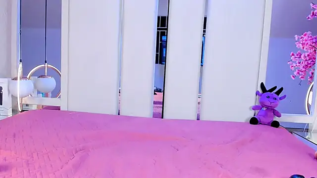 Michellespencer online show from March 2026 09:43:02 PM