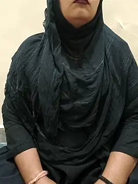 Indian-Nazia online show from September 2025 05:57:02 PM