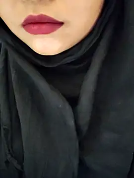 Indian-Nazia online show from April 2026 07:15:02 PM