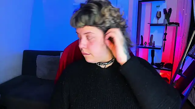 Sabrina scarlett online show from November 2025 04:44:02 AM