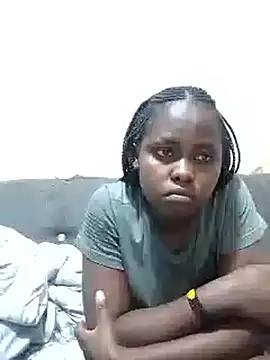 Sweetcecie01 online show from October 2025 10:07:01 PM