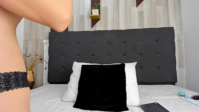 Anastasiapriest online show from October 2025 12:18:02 PM