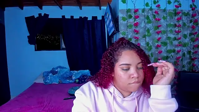 Snapshot of AngelaCoffee chatting on June 2026 01:50:02 AM AngelaCoffee online show from June 2026 01:50:02 AM