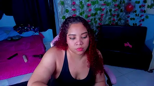 Snapshot of AngelaCoffee chatting on June 2026 01:25:01 AM AngelaCoffee online show from June 2026 01:25:01 AM
