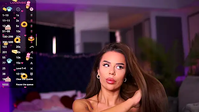 Snapshot of MissKiarra chatting on December 2025 07:57:02 AM MissKiarra online show from December 2025 07:57:02 AM