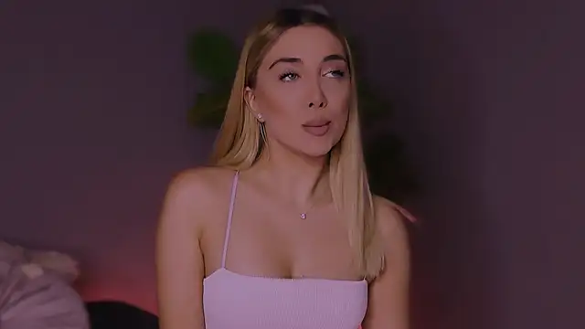 Jessielle online show from December 2025 09:05:02 AM