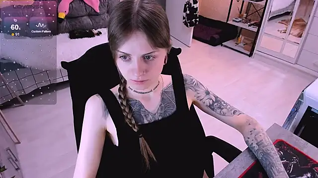 NaniMoore online show from January 2025 06:20:01 AM