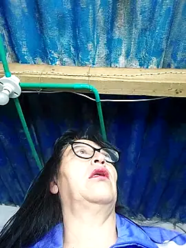 clarita 01 online show from December 2025 12:43:02 PM