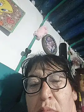 Snapshot of clarita_01 chatting on April 2026 10:08:01 AM clarita 01 online show from April 2026 10:08:01 AM