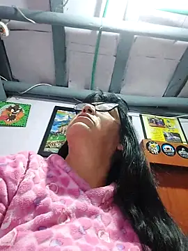 Snapshot of clarita_01 chatting on June 2026 10:07:01 AM clarita 01 online show from June 2026 10:07:01 AM