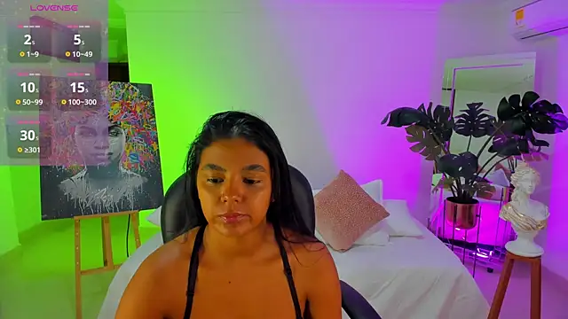 Snapshot of JANYLOVE__ chatting on April 2026 10:48:01 AM JANYLOVE online show from April 2026 10:48:01 AM