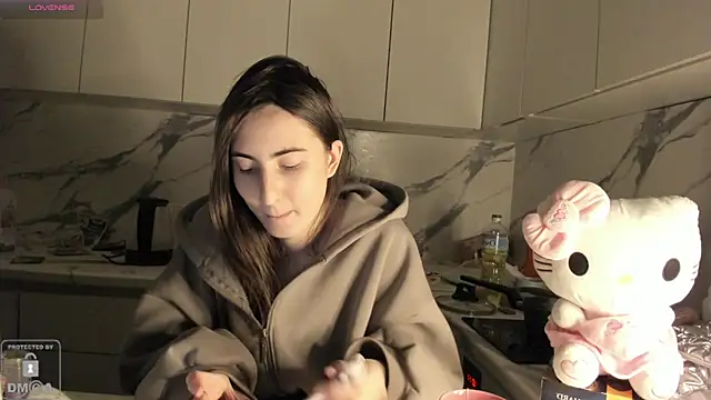 Ayesha Thebestt online show from February 2026 05:00:02 PM