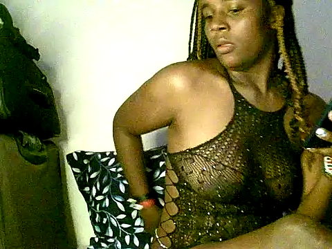 Snapshot of lavishh_linds chatting on January 2025 07:45:01 AM lavishh linds online show from January 2025 07:45:01 AM