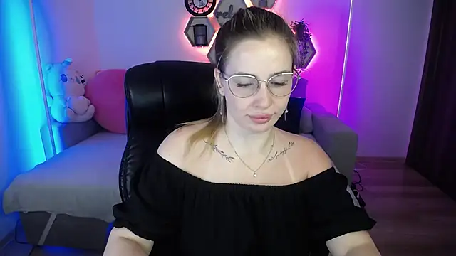 SabrinViolet online show from July 2026 08:07:02 AM