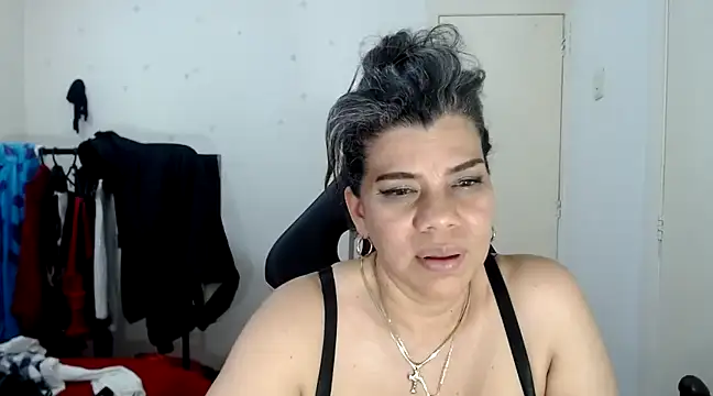 vikyadams online show from March 2025 10:10:02 PM