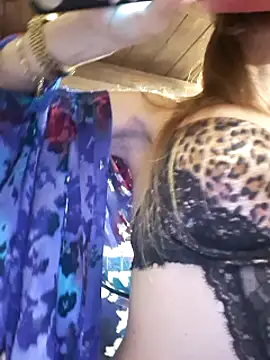 Snapshot of vampvanna23 chatting on December 2024 11:14:02 PM vampvanna23 online show from December 2024 11:14:02 PM