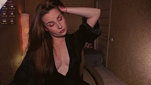 Eesmaaarrr online show from April 2026 11:17:02 PM