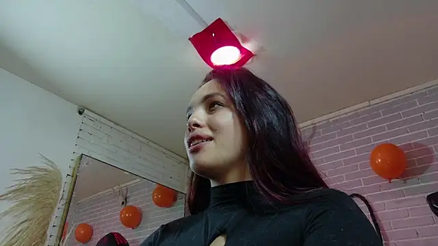 elizatexx online show from October 2025 02:06:02 PM