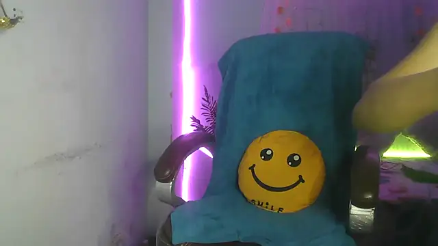 Queenhimanshi online show from January 2025 12:12:01 AM