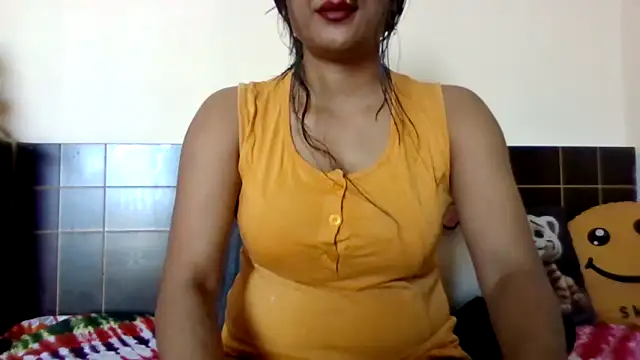 Snapshot of Queenhimanshi chatting on April 2026 08:54:01 AM Queenhimanshi online show from April 2026 08:54:01 AM