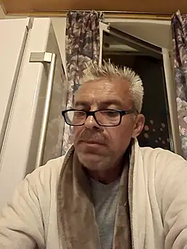 Snapshot of Picolo4111 chatting on October 2025 05:44:01 PM Picolo4111 online show from October 2025 05:44:01 PM