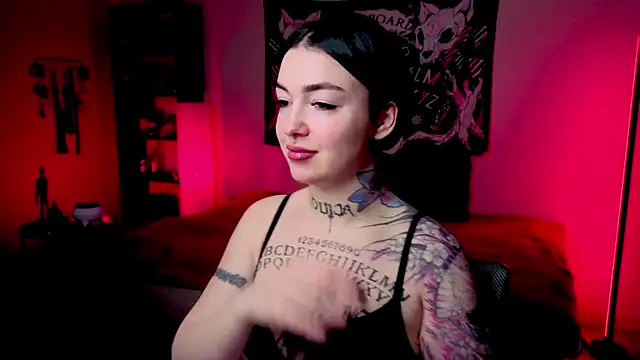 Magic Allie online show from April 2026 06:58:02 PM