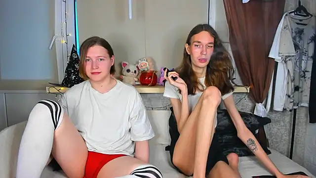 Snapshot of Calvin_and_Kevin chatting on October 2025 12:12:02 PM Calvin and Kevin online show from October 2025 12:12:02 PM