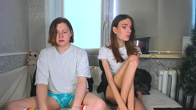 Snapshot of Calvin_and_Kevin chatting on December 2025 06:06:01 AM Calvin and Kevin online show from December 2025 06:06:01 AM