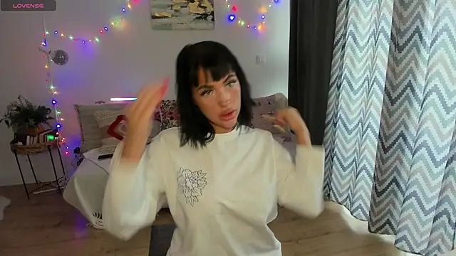 Snapshot of Marakuia054 chatting on February 2025 08:37:01 AM Marakuia054 online show from February 2025 08:37:01 AM