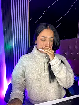 Ady 18 online show from November 2025 10:53:02 PM