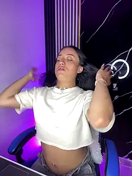 Ady 18 online show from December 2025 08:26:01 PM