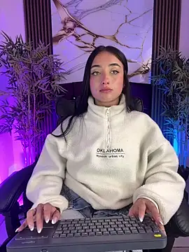 Ady 18 online show from February 2026 07:28:01 PM