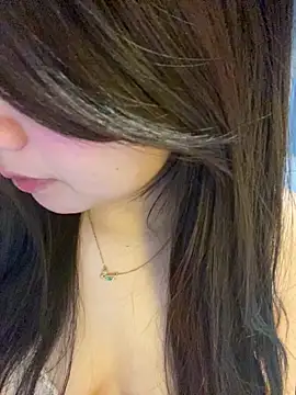 Hotellinh12 online show from November 2025 03:27:01 PM