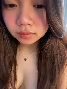 Hotellinh12 online show from April 2026 04:43:01 AM