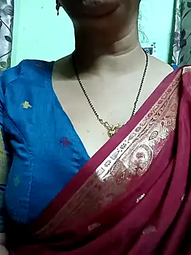 Snapshot of Rosy-B chatting on December 2024 12:41:01 AM Rosy-B online show from December 2024 12:41:01 AM