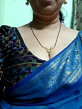 Snapshot of Rosy-B chatting on December 2024 09:04:02 PM Rosy-B online show from December 2024 09:04:02 PM