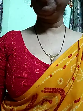 Snapshot of Rosy-B chatting on December 2024 06:16:01 PM Rosy-B online show from December 2024 06:16:01 PM