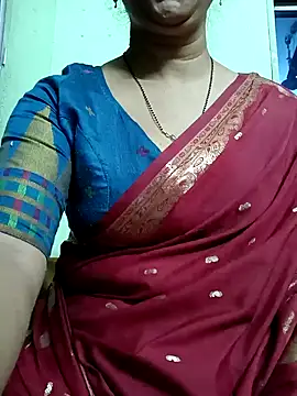 Snapshot of Rosy-B chatting on December 2024 06:12:01 PM Rosy-B online show from December 2024 06:12:01 PM