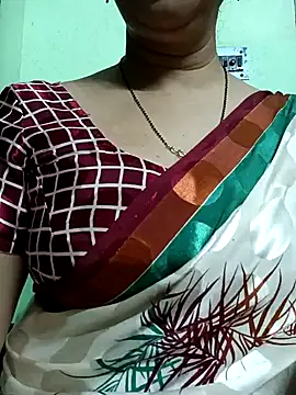 Snapshot of Rosy-B chatting on December 2024 12:43:02 AM Rosy-B online show from December 2024 12:43:02 AM