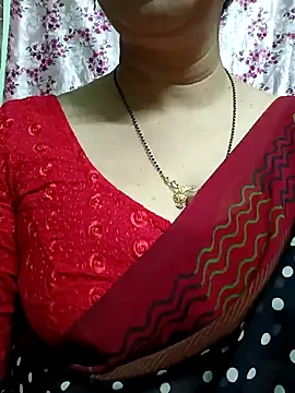 Snapshot of Rosy-B chatting on January 2025 12:49:01 AM Rosy-B online show from January 2025 12:49:01 AM