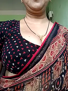 Snapshot of Rosy-B chatting on January 2025 10:08:01 AM Rosy-B online show from January 2025 10:08:01 AM